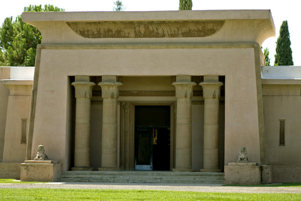 mausoleum.jpg