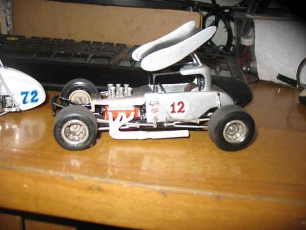 daddys 12 diecast.jpg