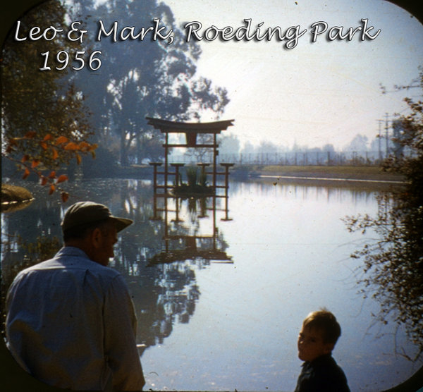viewmaster  1956495; leo; mark; roeding park; fresno; 1956.jpg