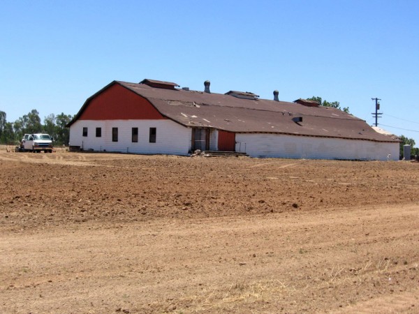 Freno Barn exterior.jpg